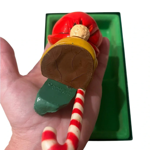 Vintage 1984 Hallmark Christmas Boy Pixie Elf Stocking Holder Candy Cane - Picture 6 of 7